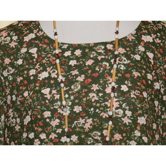 Time and Tru XL 16 / 18 stretch blend sage tiny floral pull over plus size women - Picture 3 of 7